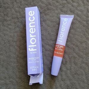 Florence by Mills Glow Yeah Hydrating Lip Oil 8ml